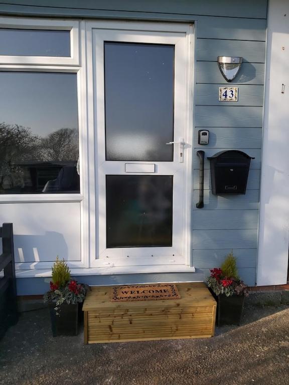 Caldon Holiday Chalet Sleeps 4 In Dartmouth Wifi Electric Inc Pet Friendly Eksteriør bilde