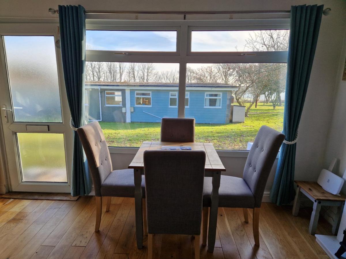 Caldon Holiday Chalet Sleeps 4 In Dartmouth Wifi Electric Inc Pet Friendly Eksteriør bilde