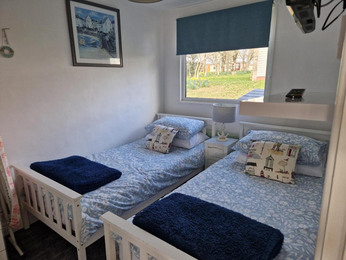 Caldon Holiday Chalet Sleeps 4 In Dartmouth Wifi Electric Inc Pet Friendly Eksteriør bilde